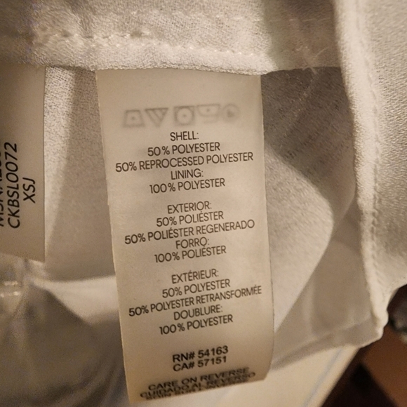 Calvin Klein Loose Fitted Poly Chiffon Sleeveless Twist Detail Blouse Sz XL NWT - Picture 5 of 10